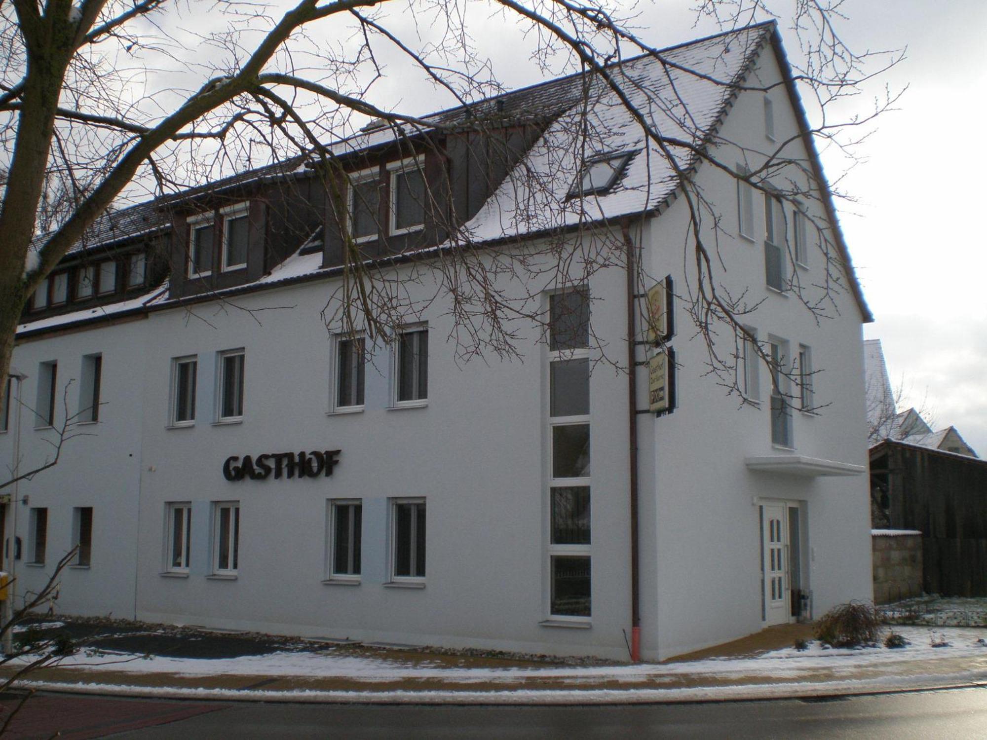 Gaestehaus Zur Kurve 찌른도르프 외부 사진